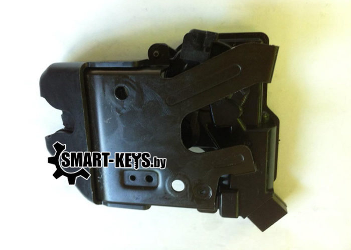 Ремонт замка багажника автомобиля Хонда Аккорд 2004г. в Минске