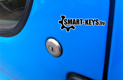 Ремонт замка двери автомобиля Пежо Партнер 2006