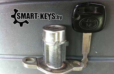 Ремонт замка багажника Тойота Карина Е