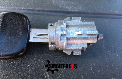 Ремонт замка двери Митсубиси Кольт